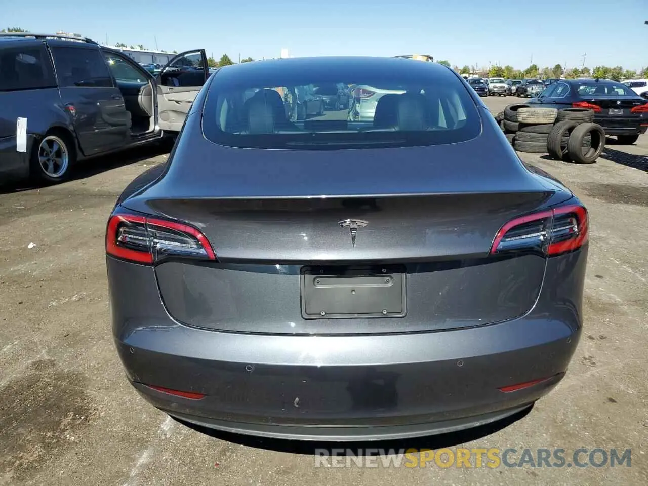 6 Photograph of a damaged car 5YJ3E1EA6NF189378 TESLA MODEL 3 2022
