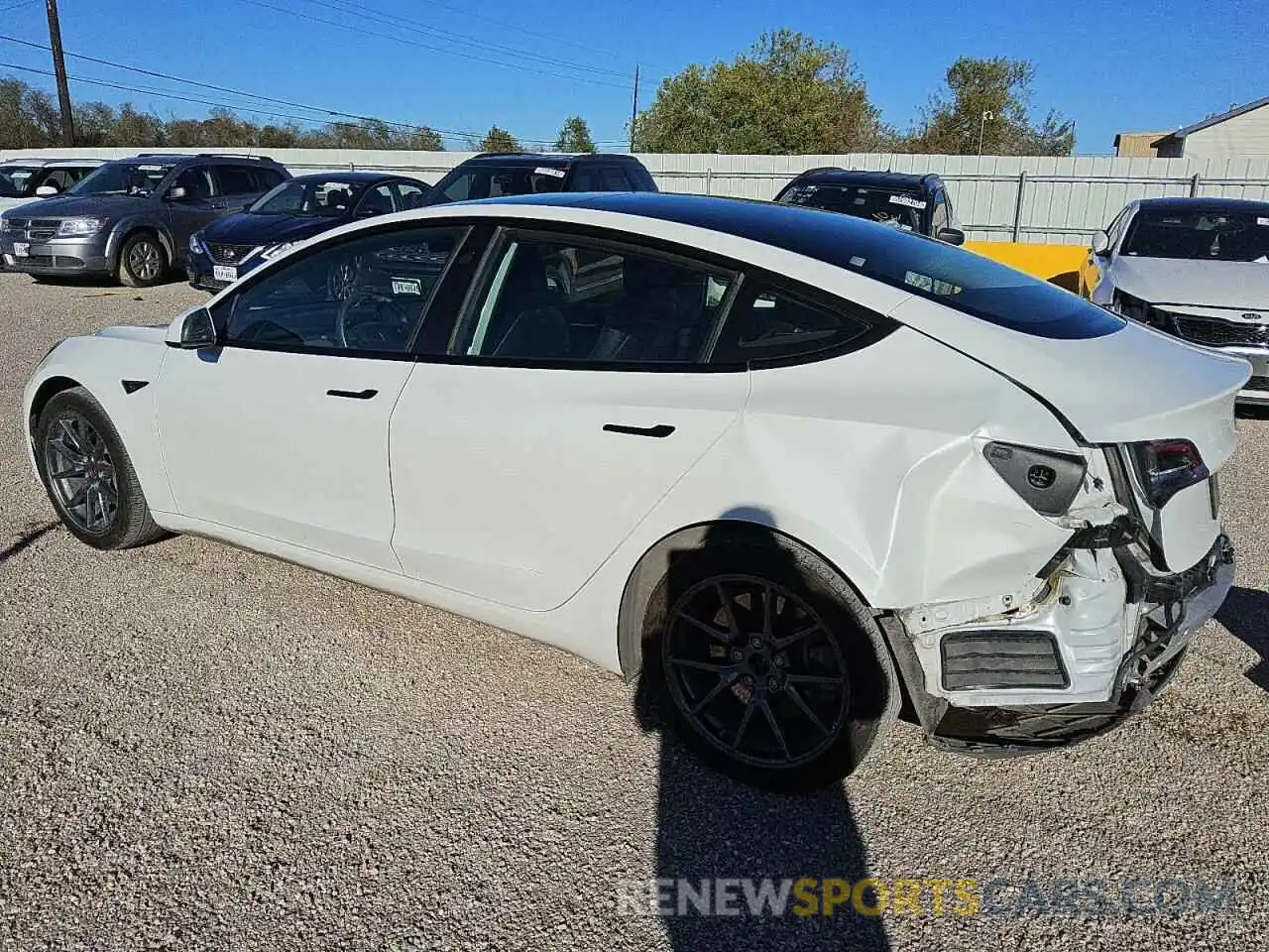 2 Photograph of a damaged car 5YJ3E1EA6NF189400 TESLA MODEL 3 2022