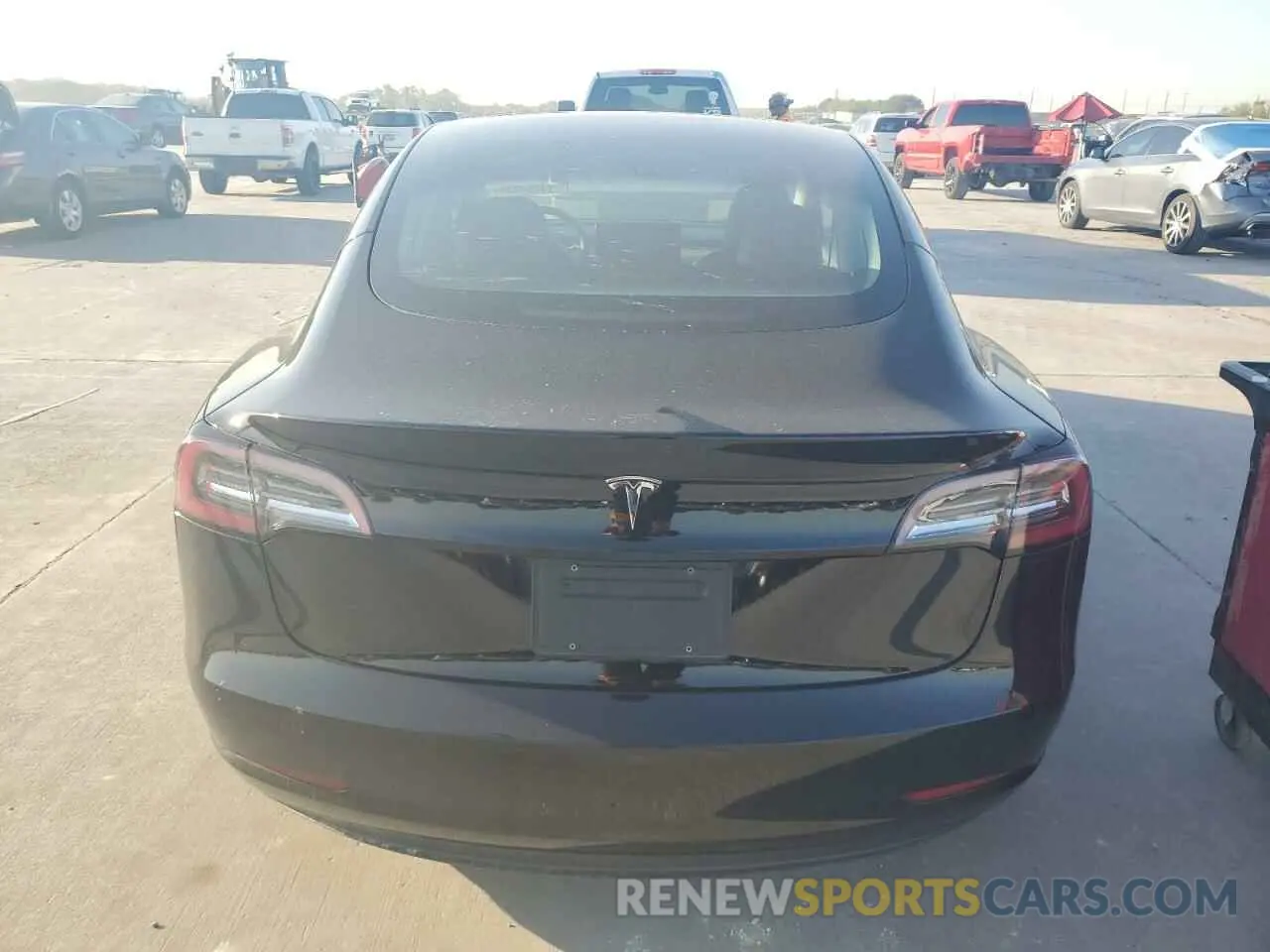 6 Photograph of a damaged car 5YJ3E1EA6NF189459 TESLA MODEL 3 2022