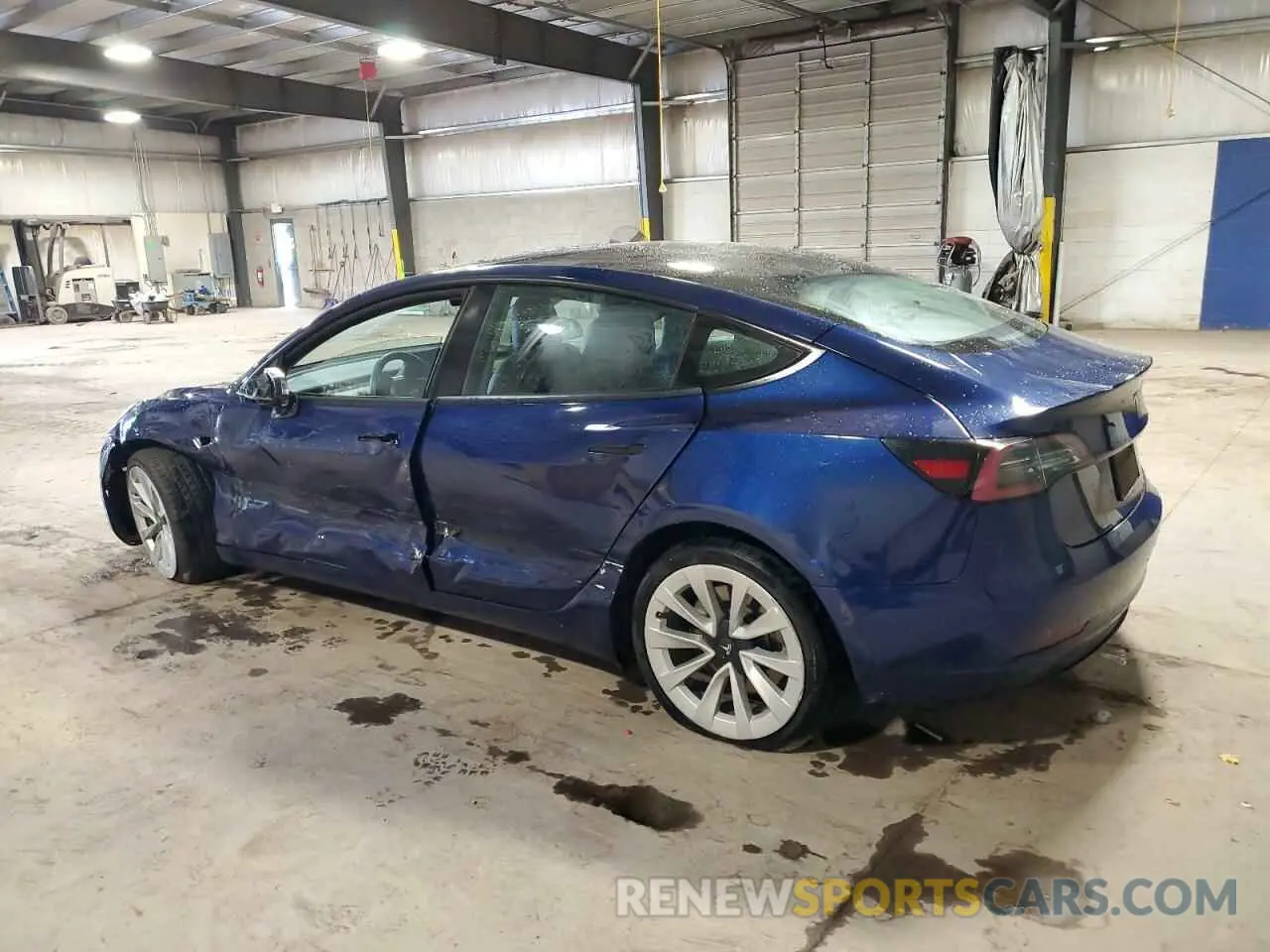2 Photograph of a damaged car 5YJ3E1EA6NF192121 TESLA MODEL 3 2022