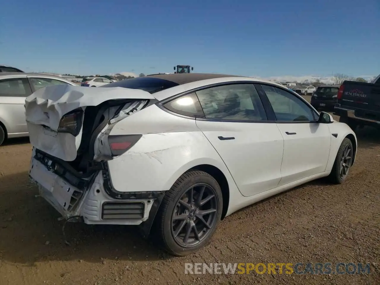3 Photograph of a damaged car 5YJ3E1EA6NF231046 TESLA MODEL 3 2022