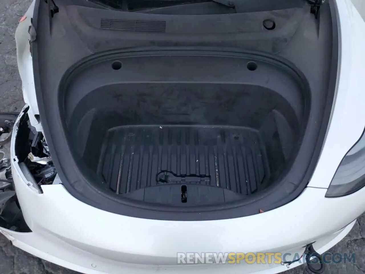 13 Photograph of a damaged car 5YJ3E1EA6NF237977 TESLA MODEL 3 2022
