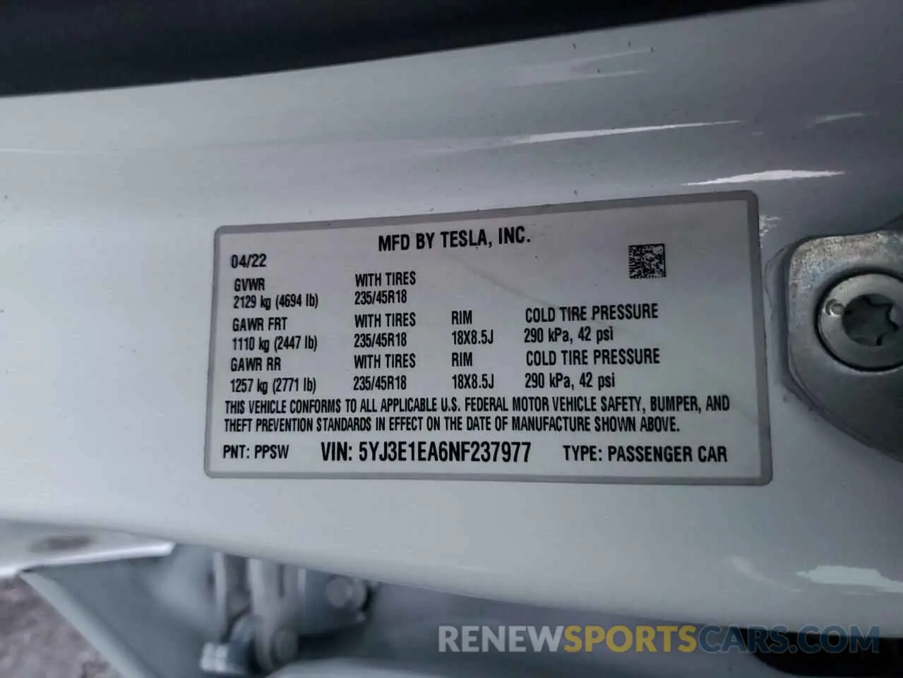 14 Photograph of a damaged car 5YJ3E1EA6NF237977 TESLA MODEL 3 2022