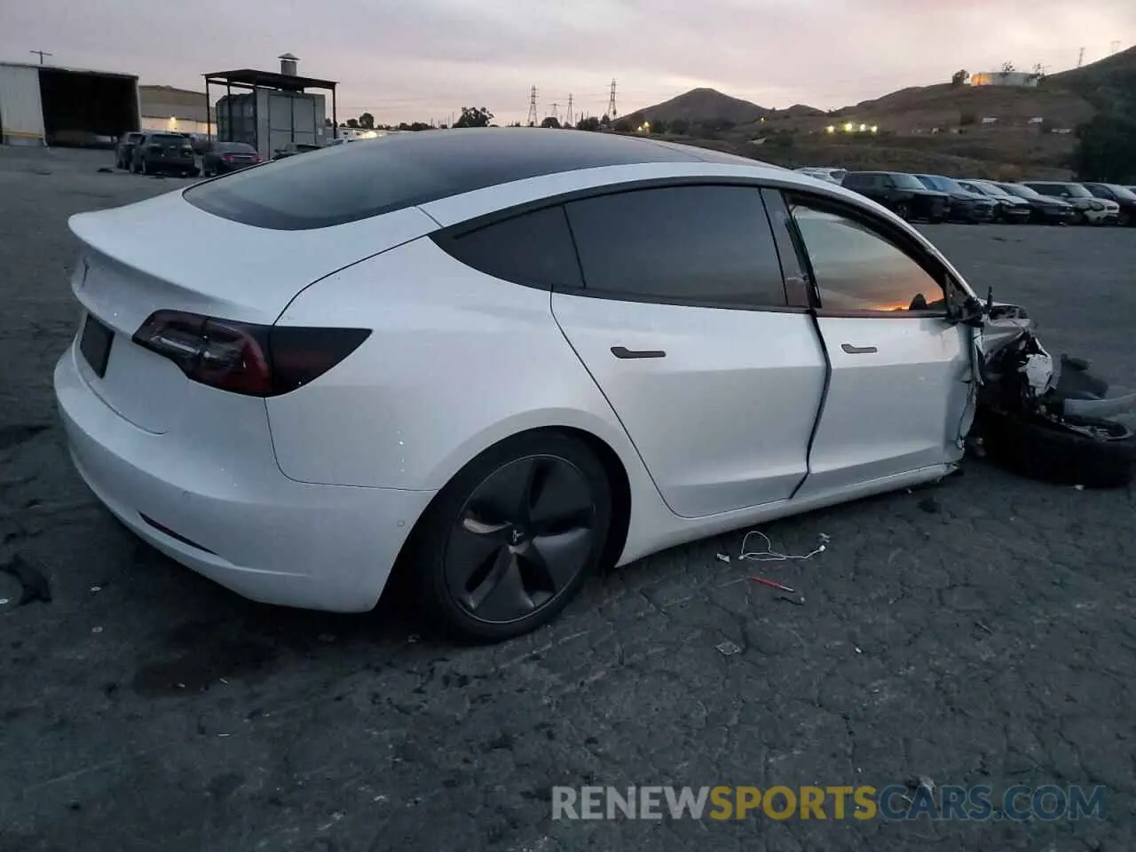 3 Photograph of a damaged car 5YJ3E1EA6NF237977 TESLA MODEL 3 2022