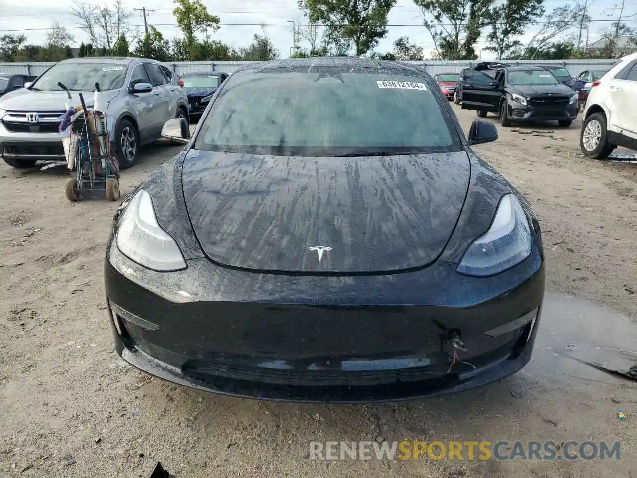 5 Photograph of a damaged car 5YJ3E1EA6NF239857 TESLA MODEL 3 2022