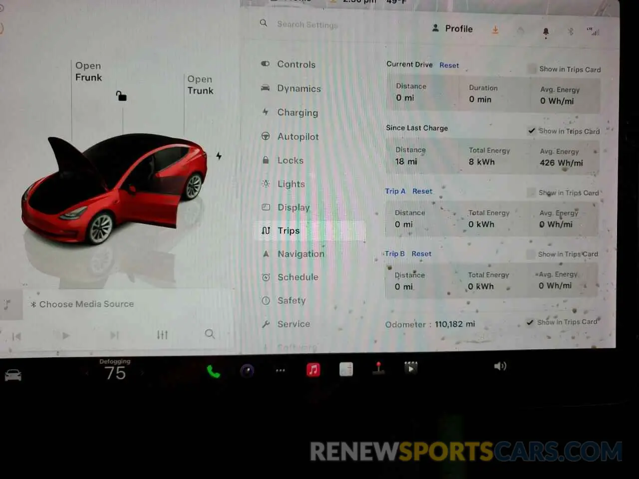 9 Photograph of a damaged car 5YJ3E1EA6NF285625 TESLA MODEL 3 2022