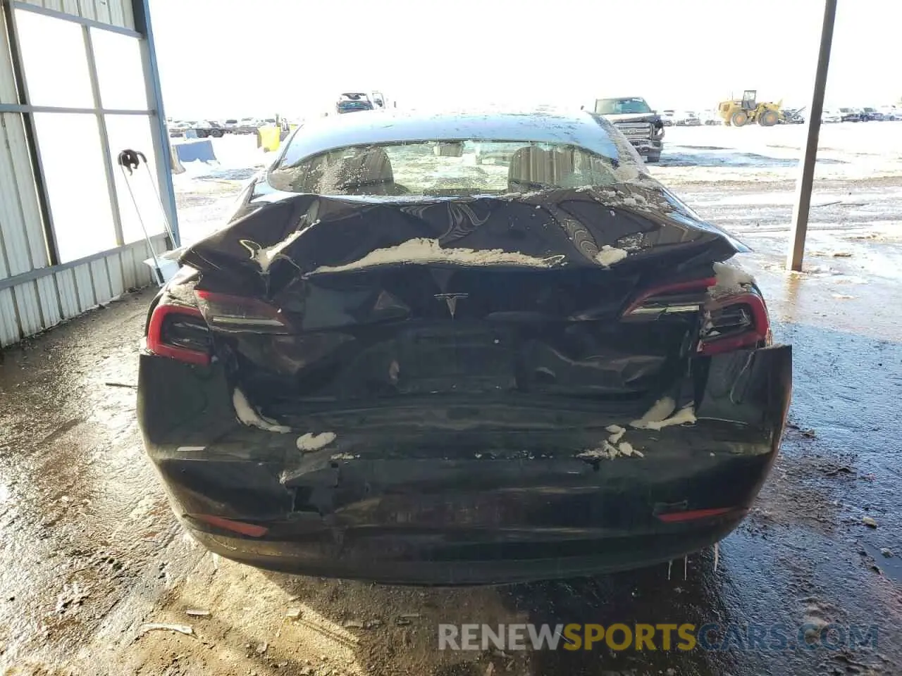 6 Photograph of a damaged car 5YJ3E1EA6NF286208 TESLA MODEL 3 2022