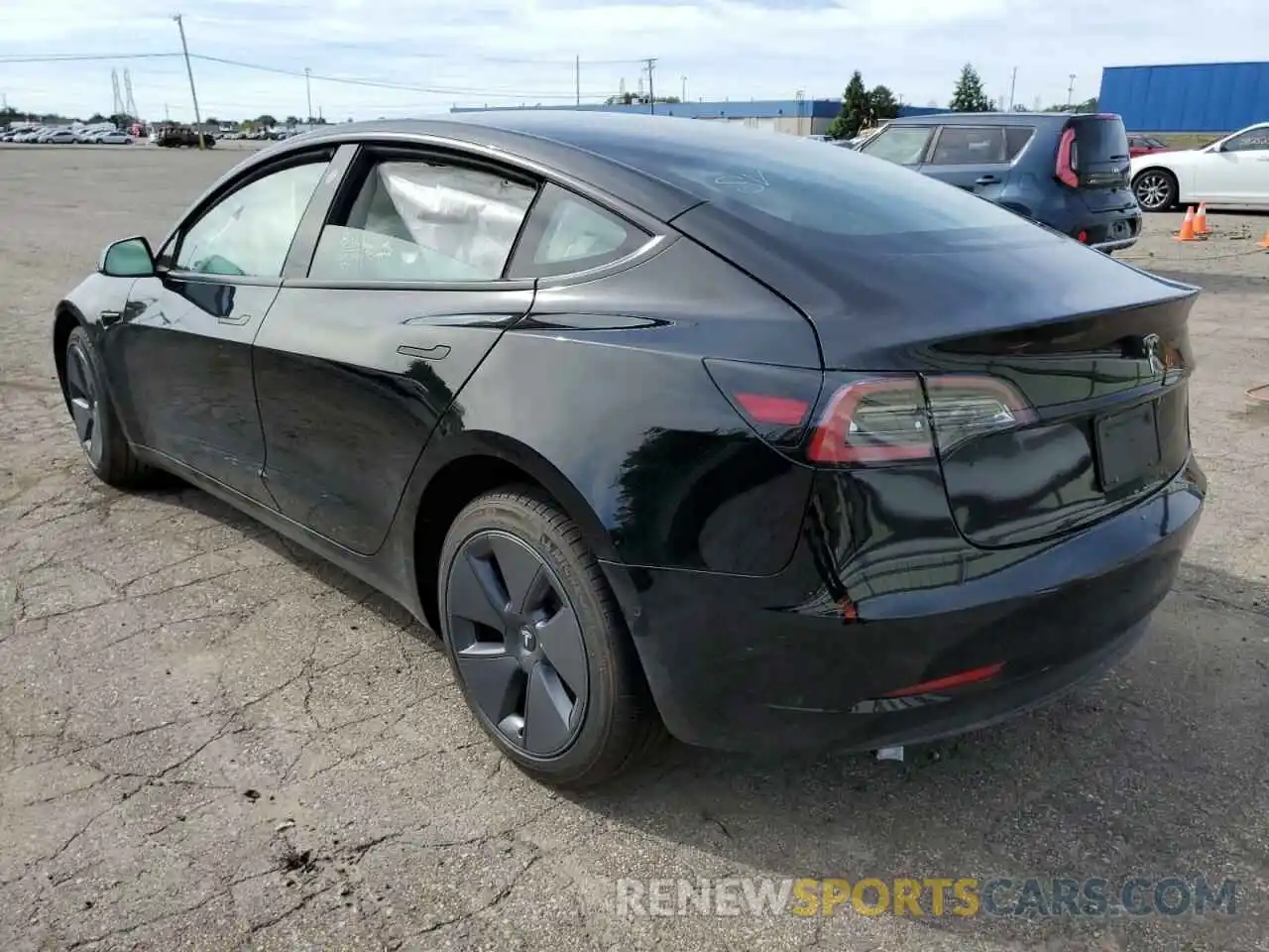 3 Photograph of a damaged car 5YJ3E1EA6NF288010 TESLA MODEL 3 2022