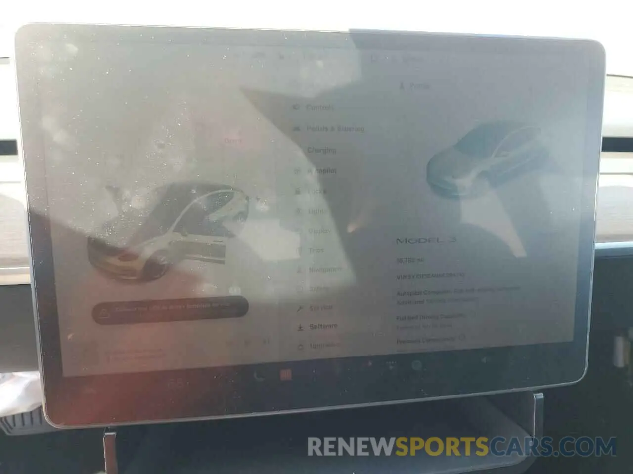 9 Photograph of a damaged car 5YJ3E1EA6NF294213 TESLA MODEL 3 2022