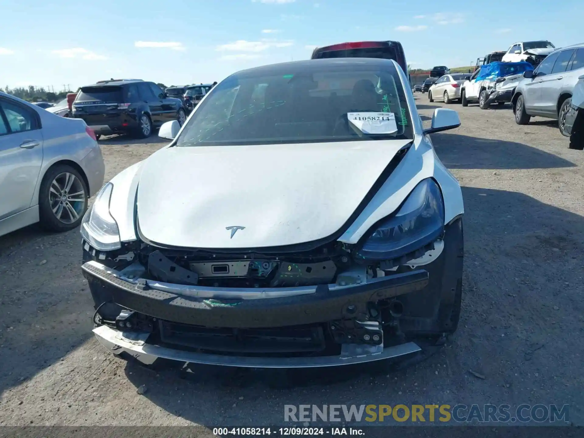 13 Photograph of a damaged car 5YJ3E1EA6NF317103 TESLA MODEL 3 2022