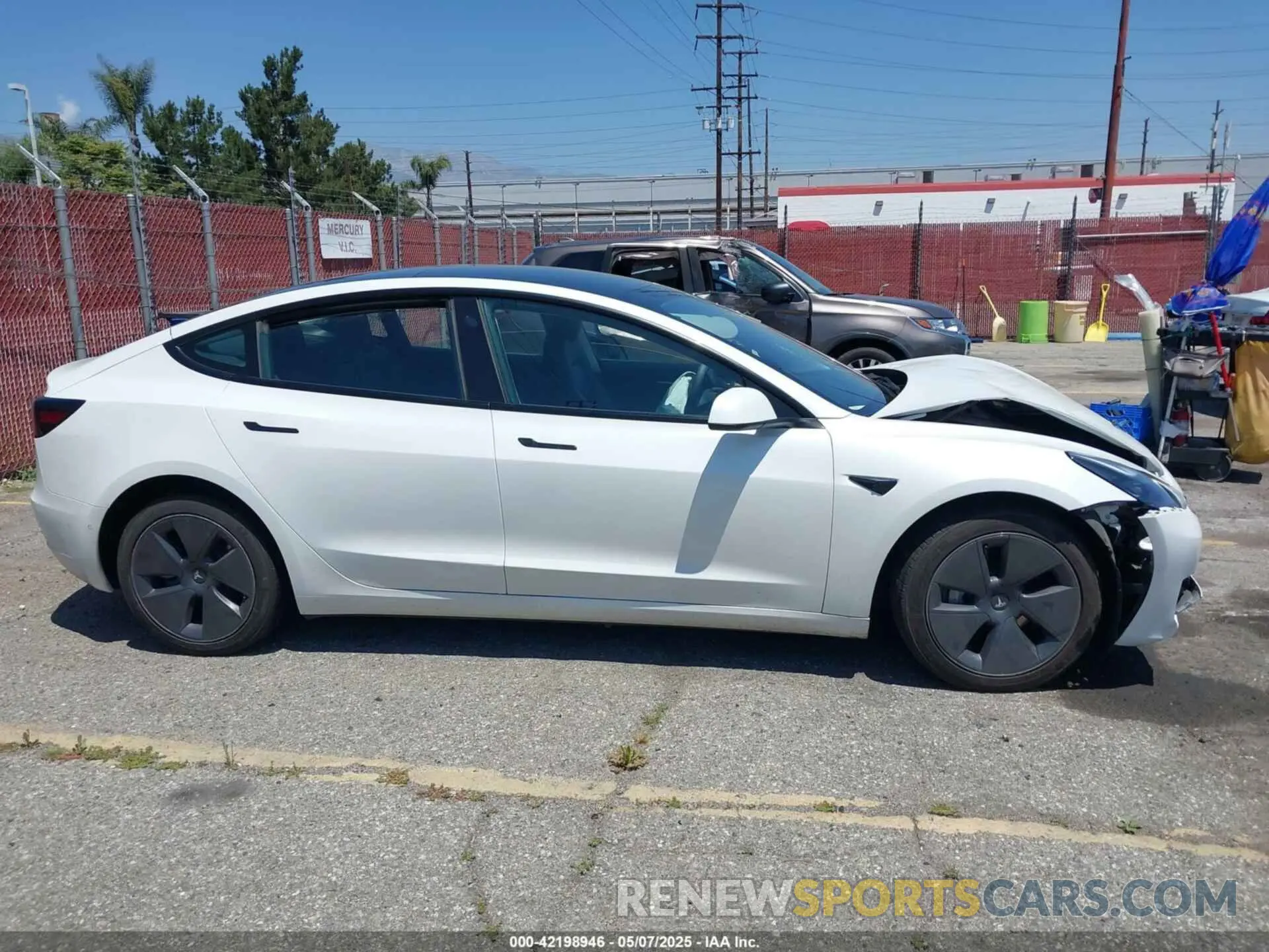13 Photograph of a damaged car 5YJ3E1EA6NF332281 TESLA MODEL 3 2022