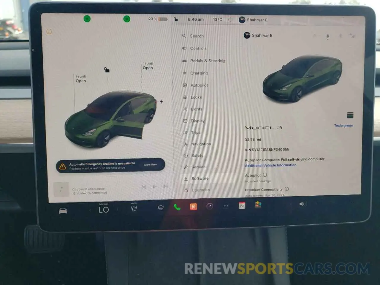 9 Photograph of a damaged car 5YJ3E1EA6NF340655 TESLA MODEL 3 2022