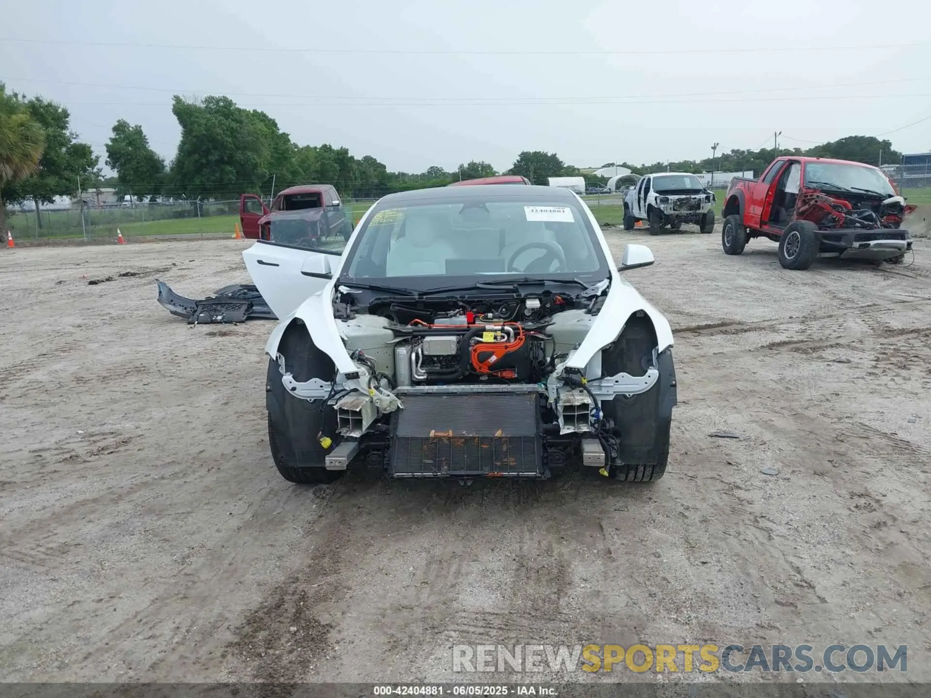 13 Photograph of a damaged car 5YJ3E1EA6NF344222 TESLA MODEL 3 2022
