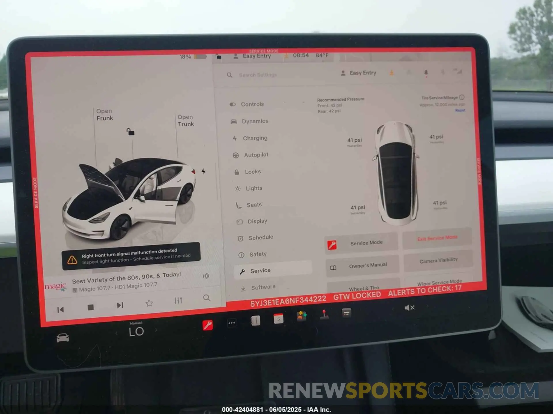 19 Photograph of a damaged car 5YJ3E1EA6NF344222 TESLA MODEL 3 2022