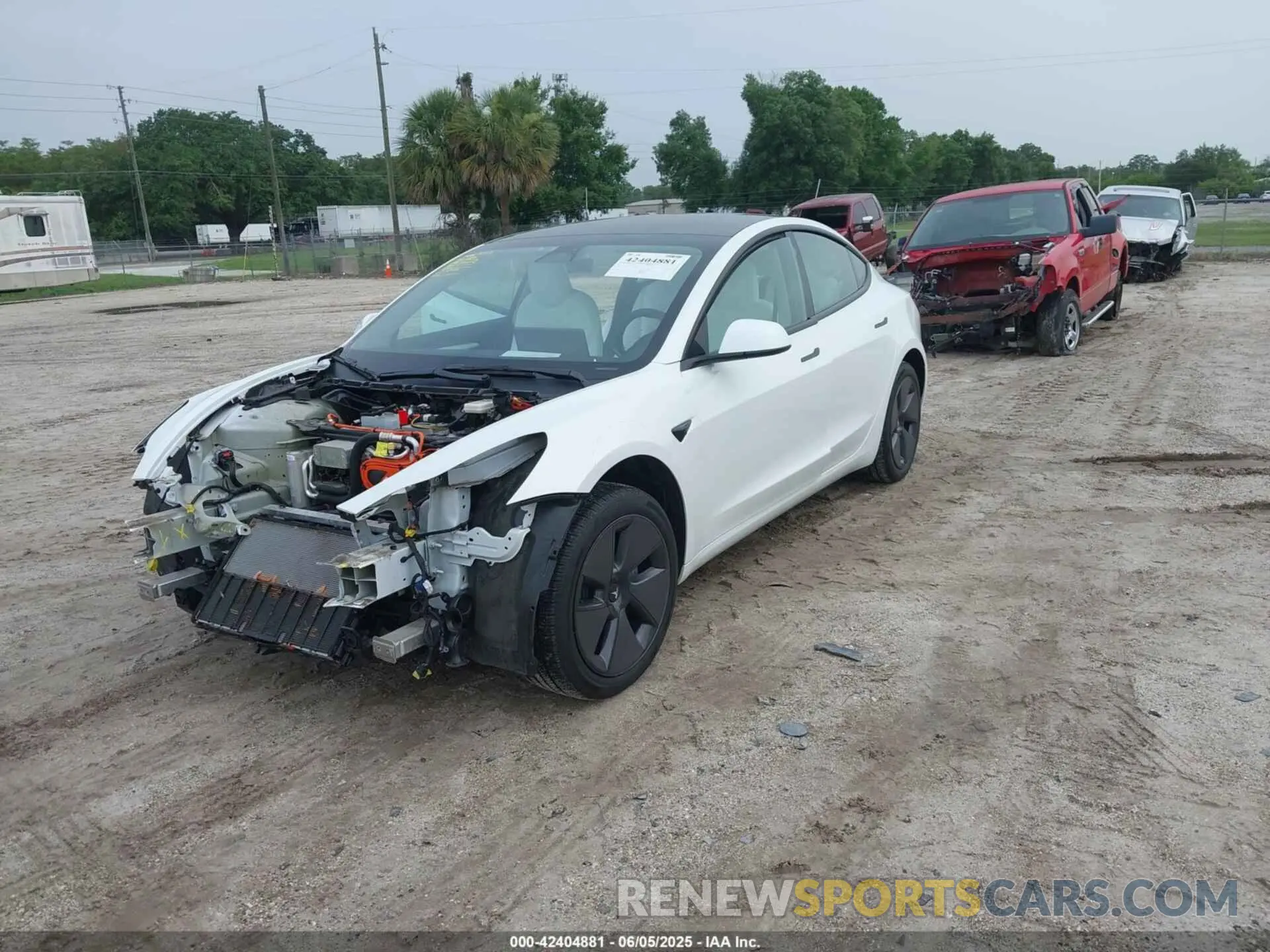 2 Photograph of a damaged car 5YJ3E1EA6NF344222 TESLA MODEL 3 2022