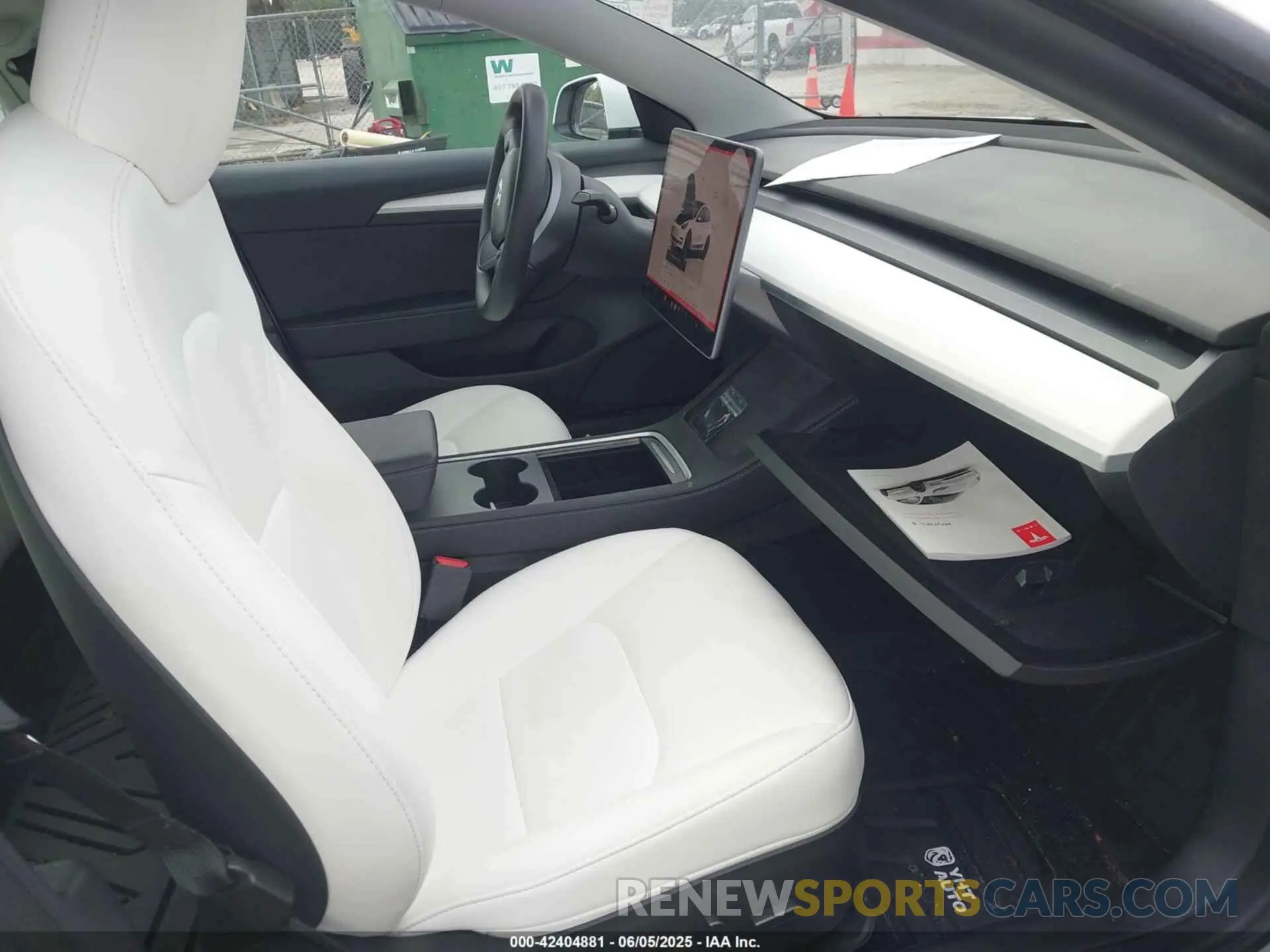 5 Photograph of a damaged car 5YJ3E1EA6NF344222 TESLA MODEL 3 2022