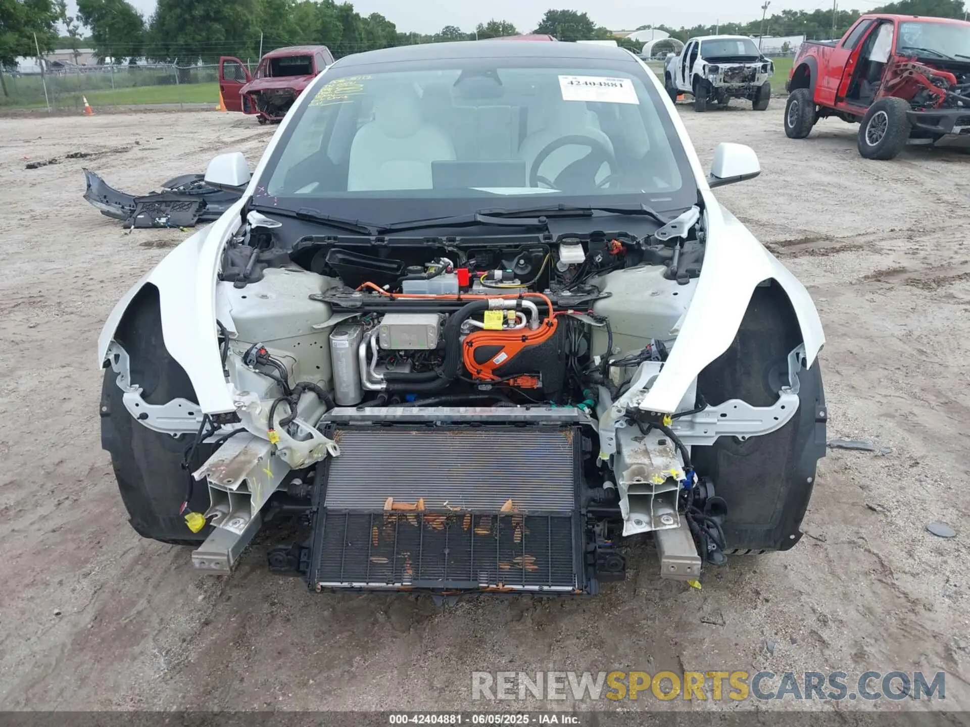 6 Photograph of a damaged car 5YJ3E1EA6NF344222 TESLA MODEL 3 2022