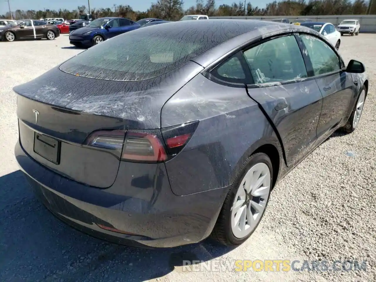 4 Photograph of a damaged car 5YJ3E1EA6NF345242 TESLA MODEL 3 2022