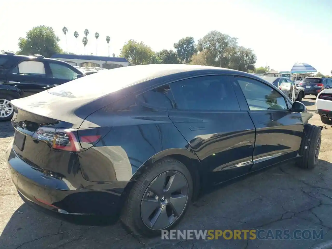 3 Photograph of a damaged car 5YJ3E1EA6NF358279 TESLA MODEL 3 2022