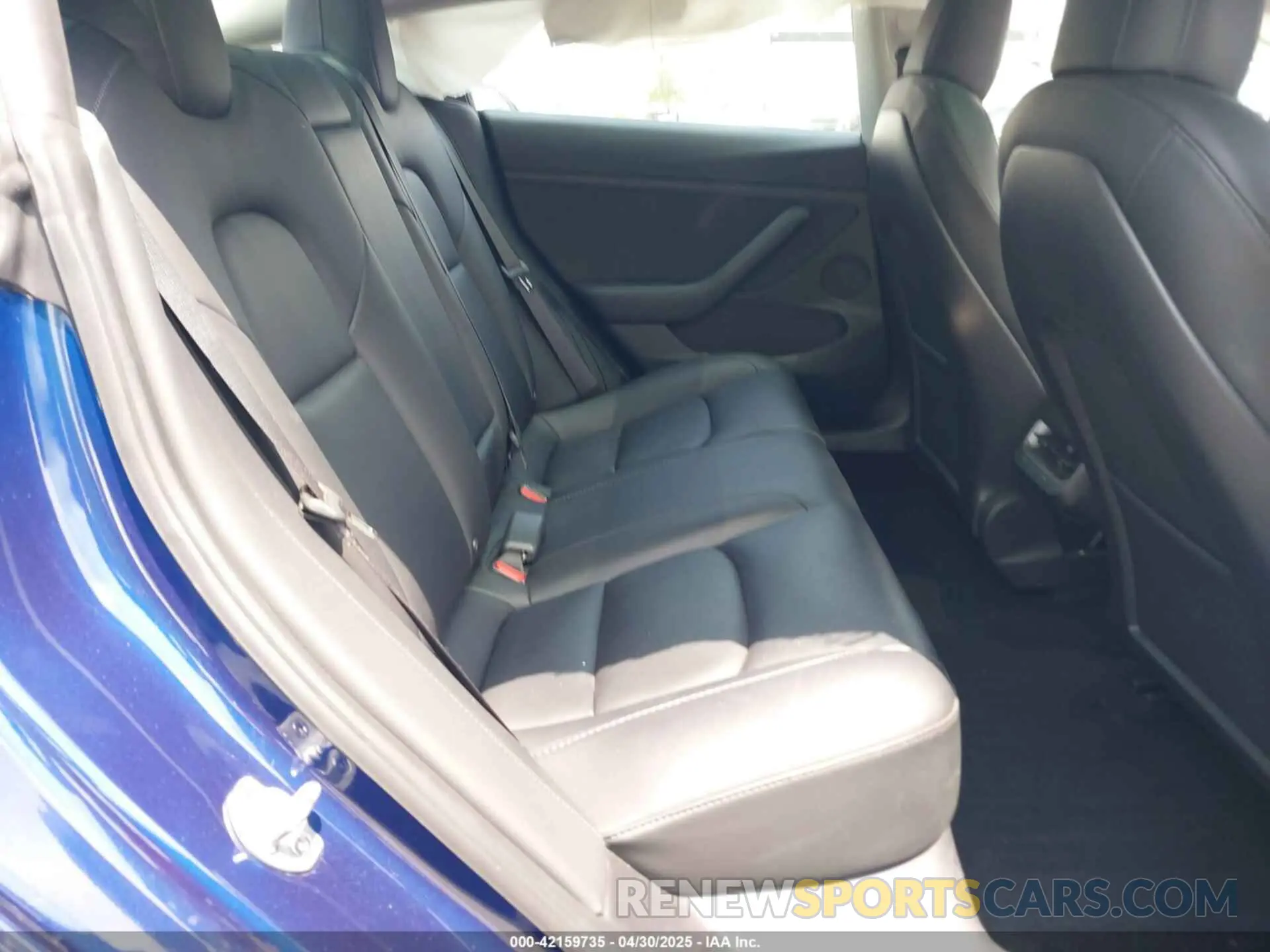 8 Photograph of a damaged car 5YJ3E1EA6NF362512 TESLA MODEL 3 2022