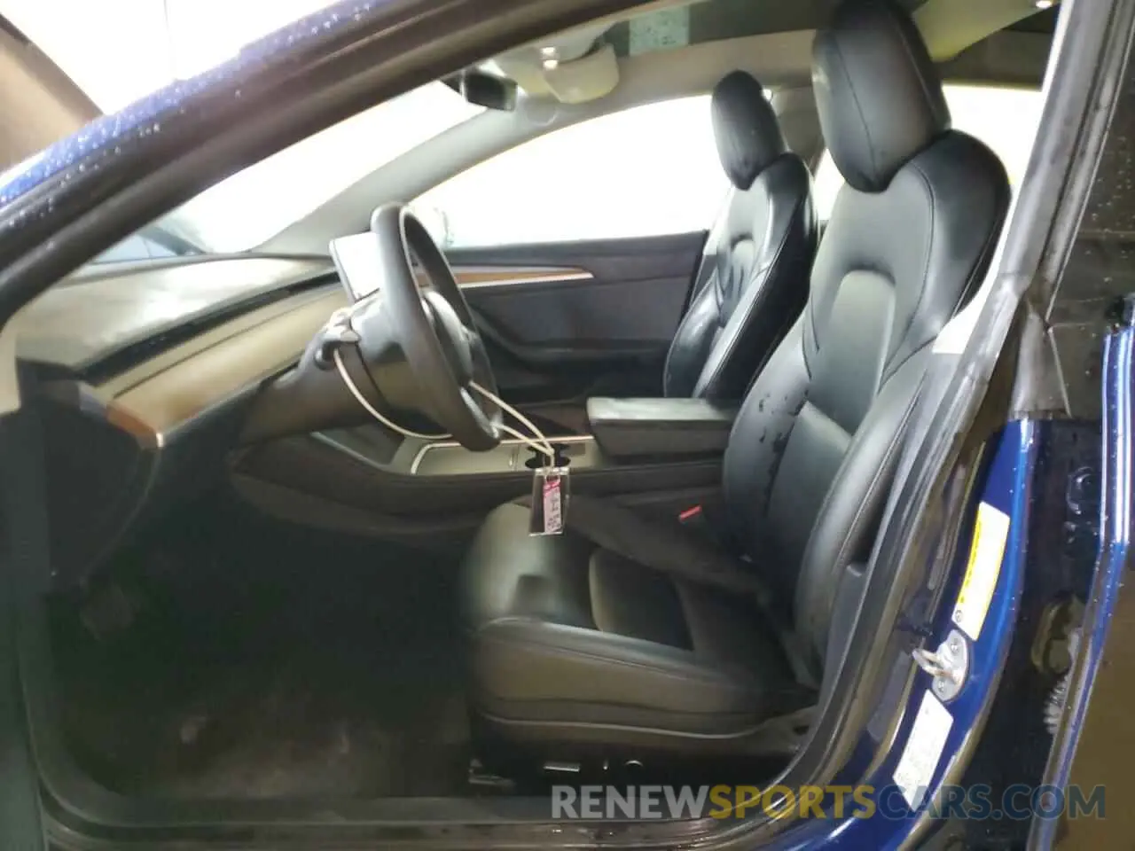 7 Photograph of a damaged car 5YJ3E1EA6NF369198 TESLA MODEL 3 2022