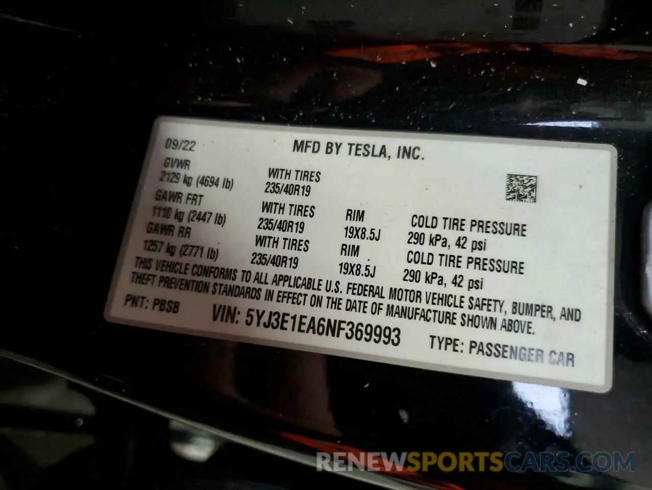 12 Photograph of a damaged car 5YJ3E1EA6NF369993 TESLA MODEL 3 2022
