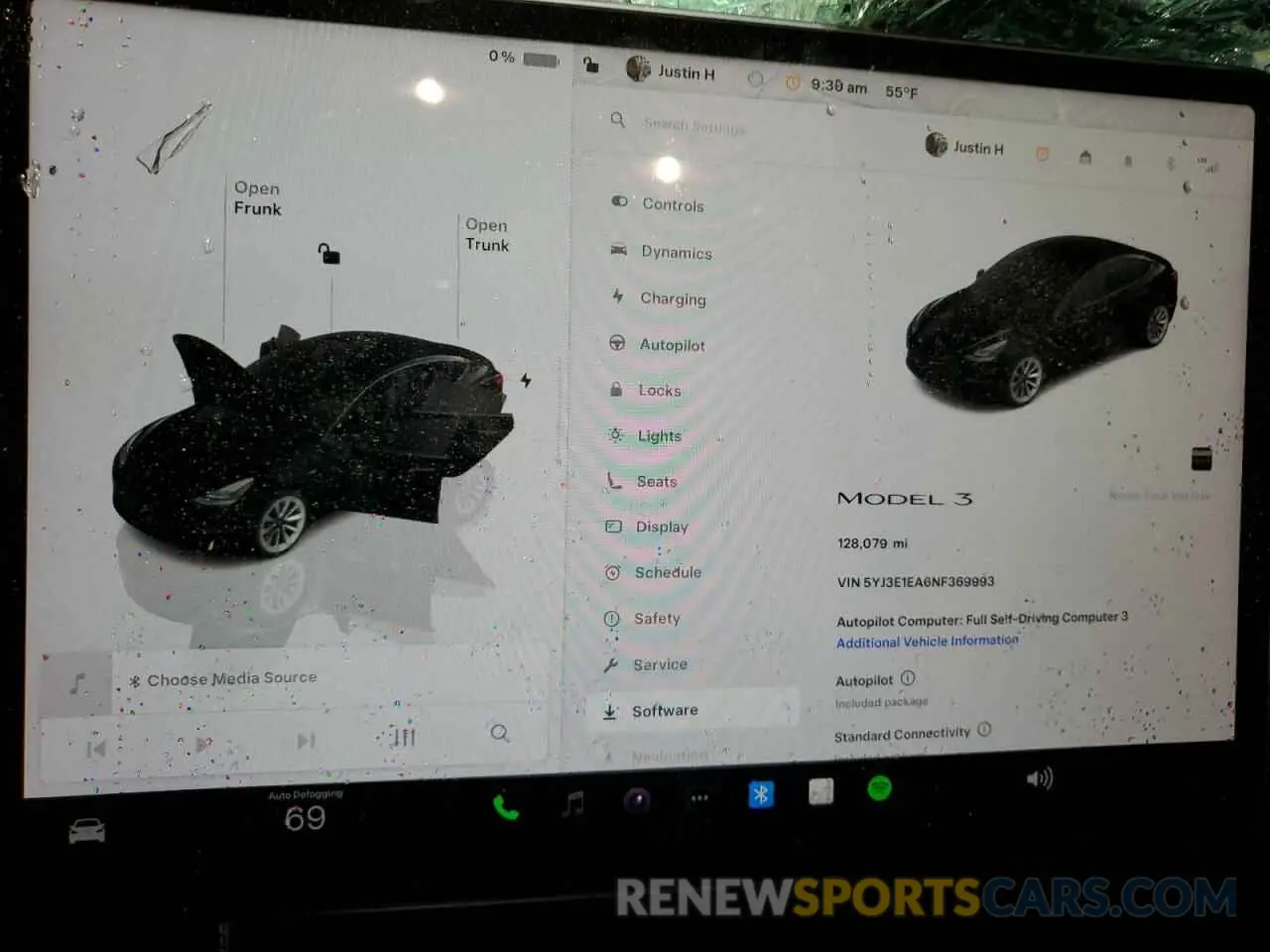 9 Photograph of a damaged car 5YJ3E1EA6NF369993 TESLA MODEL 3 2022