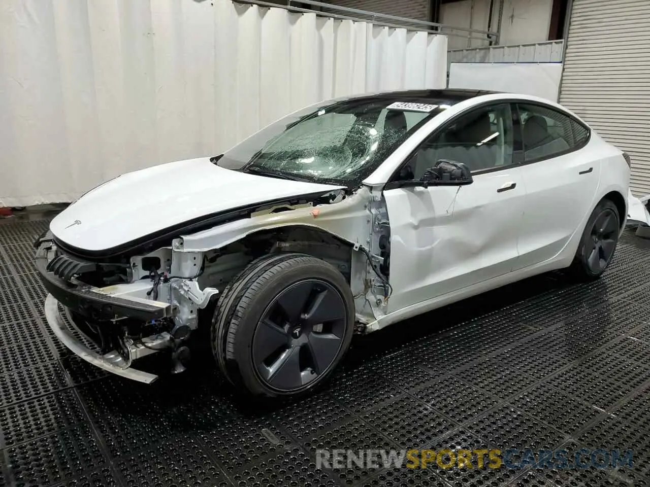 1 Photograph of a damaged car 5YJ3E1EA6NF370092 TESLA MODEL 3 2022
