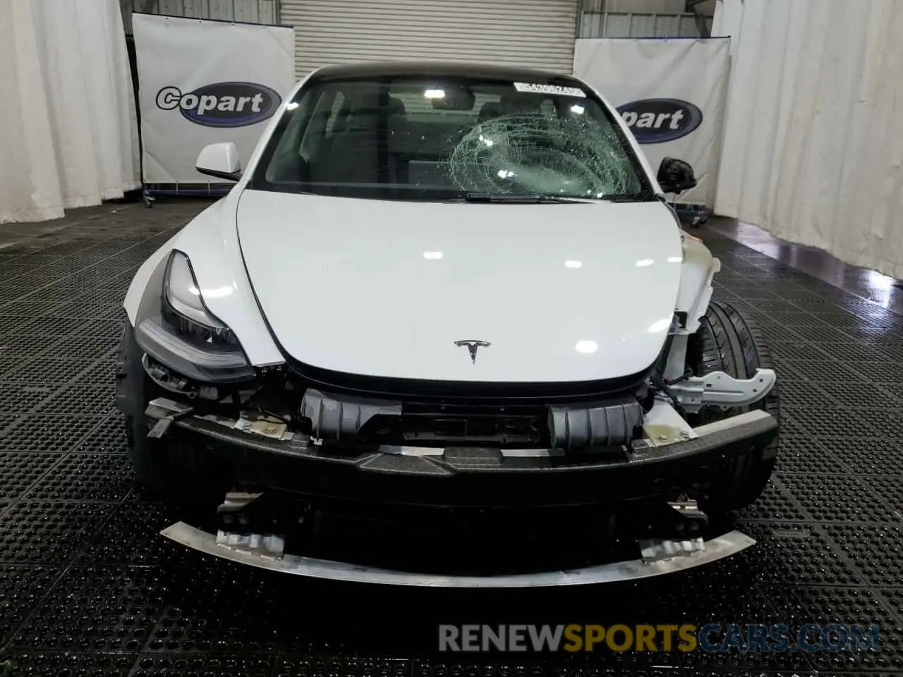 5 Photograph of a damaged car 5YJ3E1EA6NF370092 TESLA MODEL 3 2022