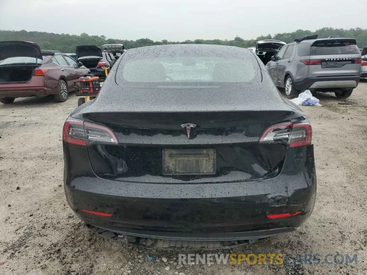 6 Photograph of a damaged car 5YJ3E1EA6NF371467 TESLA MODEL 3 2022