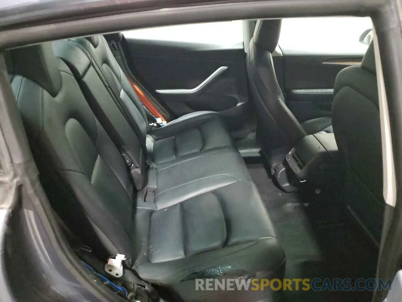 10 Photograph of a damaged car 5YJ3E1EA6NF371484 TESLA MODEL 3 2022