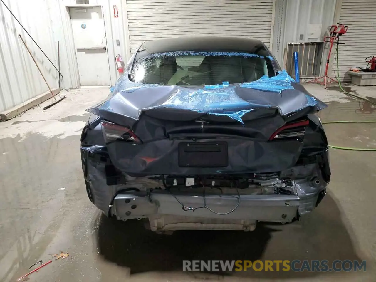 6 Photograph of a damaged car 5YJ3E1EA6NF371484 TESLA MODEL 3 2022