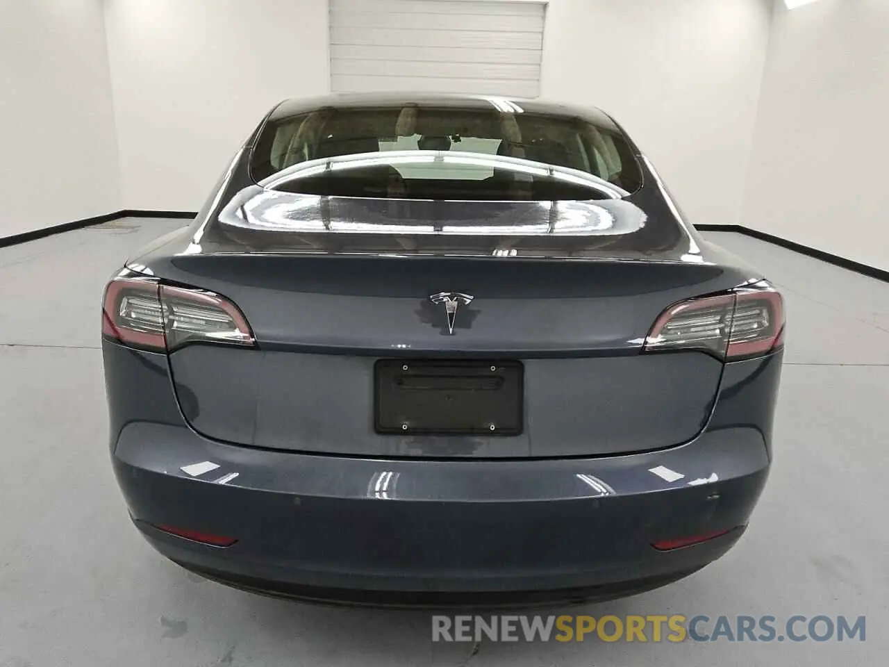 6 Photograph of a damaged car 5YJ3E1EA6NF372151 TESLA MODEL 3 2022