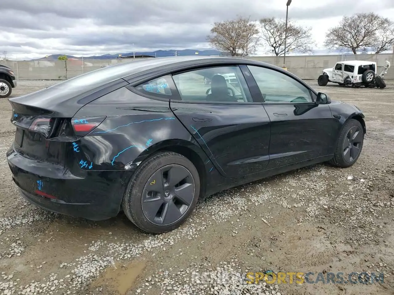 3 Photograph of a damaged car 5YJ3E1EA6NF373722 TESLA MODEL 3 2022