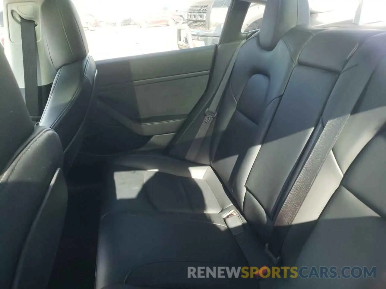 10 Photograph of a damaged car 5YJ3E1EA7NF101342 TESLA MODEL 3 2022