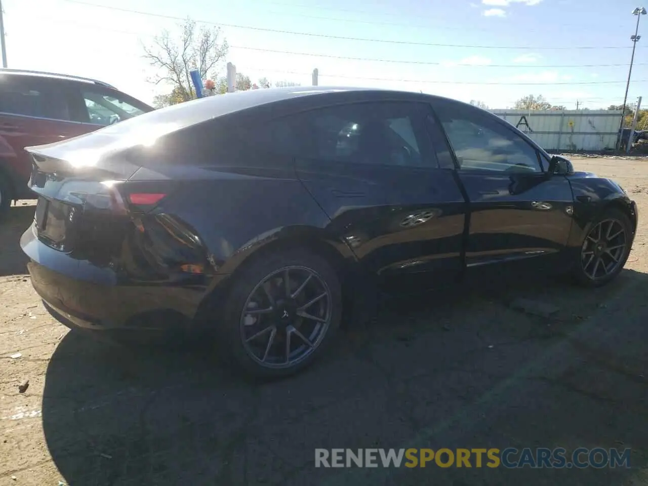 3 Photograph of a damaged car 5YJ3E1EA7NF101342 TESLA MODEL 3 2022