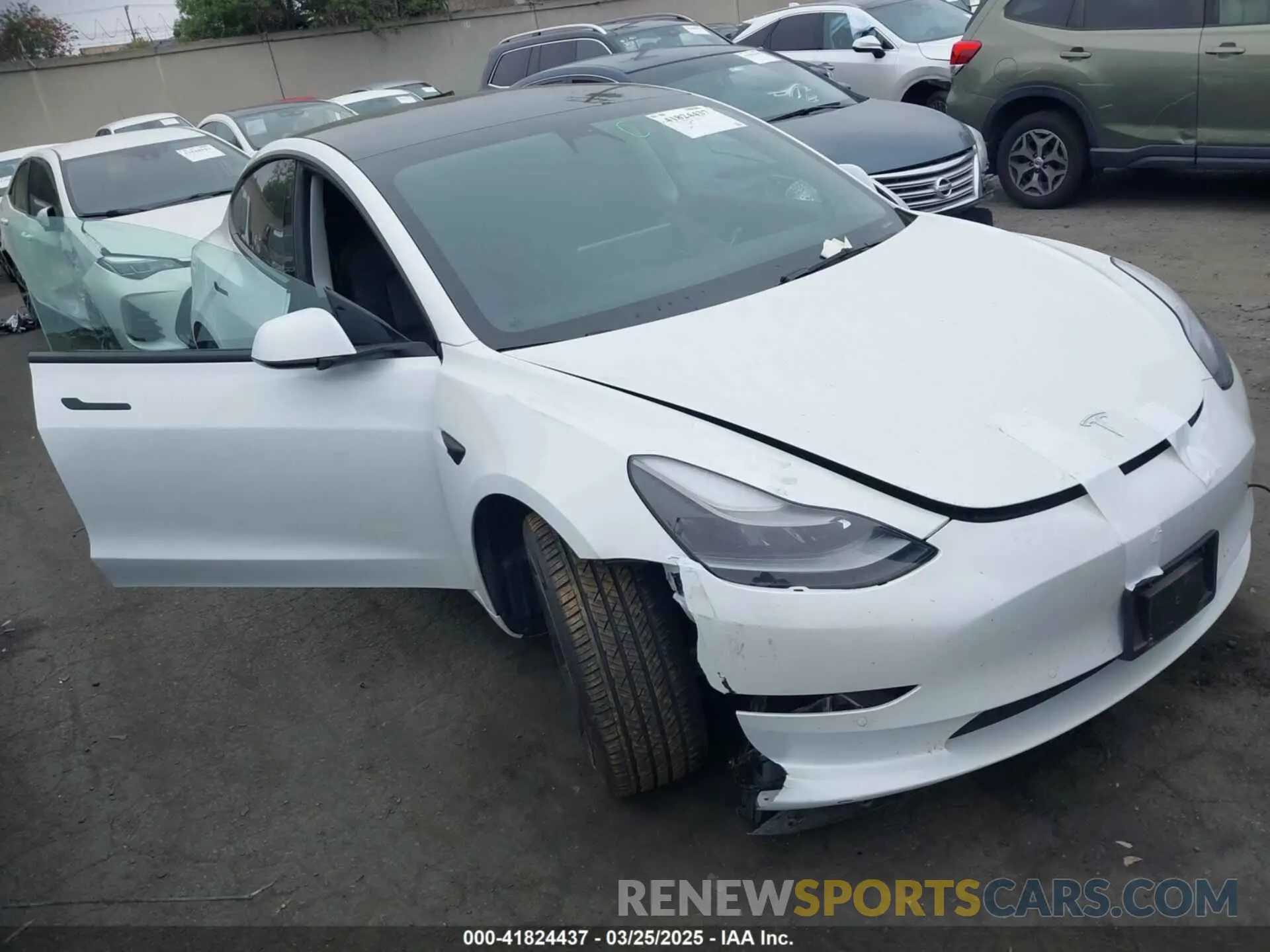 1 Photograph of a damaged car 5YJ3E1EA7NF108758 TESLA MODEL 3 2022