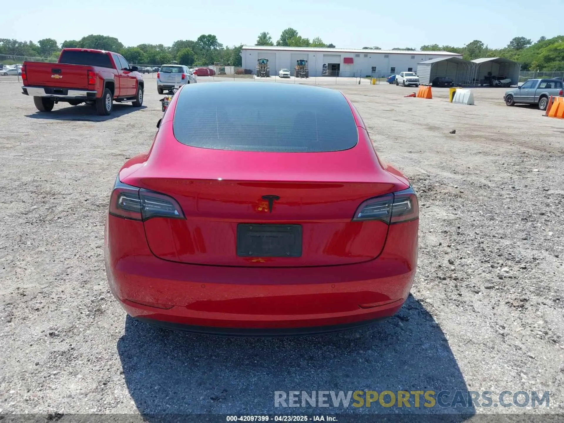 17 Photograph of a damaged car 5YJ3E1EA7NF152114 TESLA MODEL 3 2022