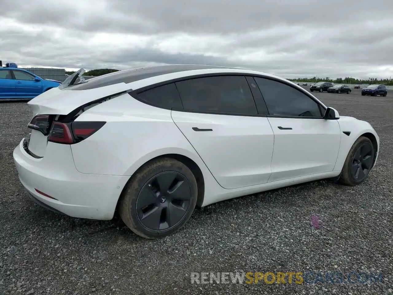 3 Photograph of a damaged car 5YJ3E1EA7NF152775 TESLA MODEL 3 2022