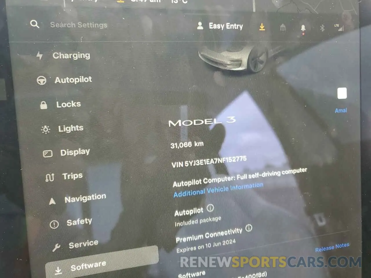 9 Photograph of a damaged car 5YJ3E1EA7NF152775 TESLA MODEL 3 2022