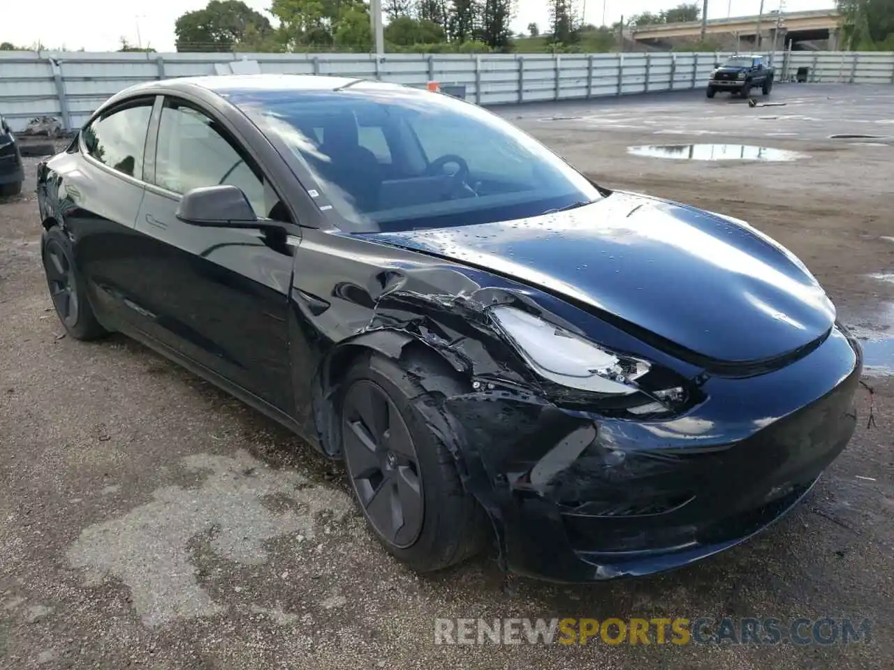 1 Photograph of a damaged car 5YJ3E1EA7NF185310 TESLA MODEL 3 2022