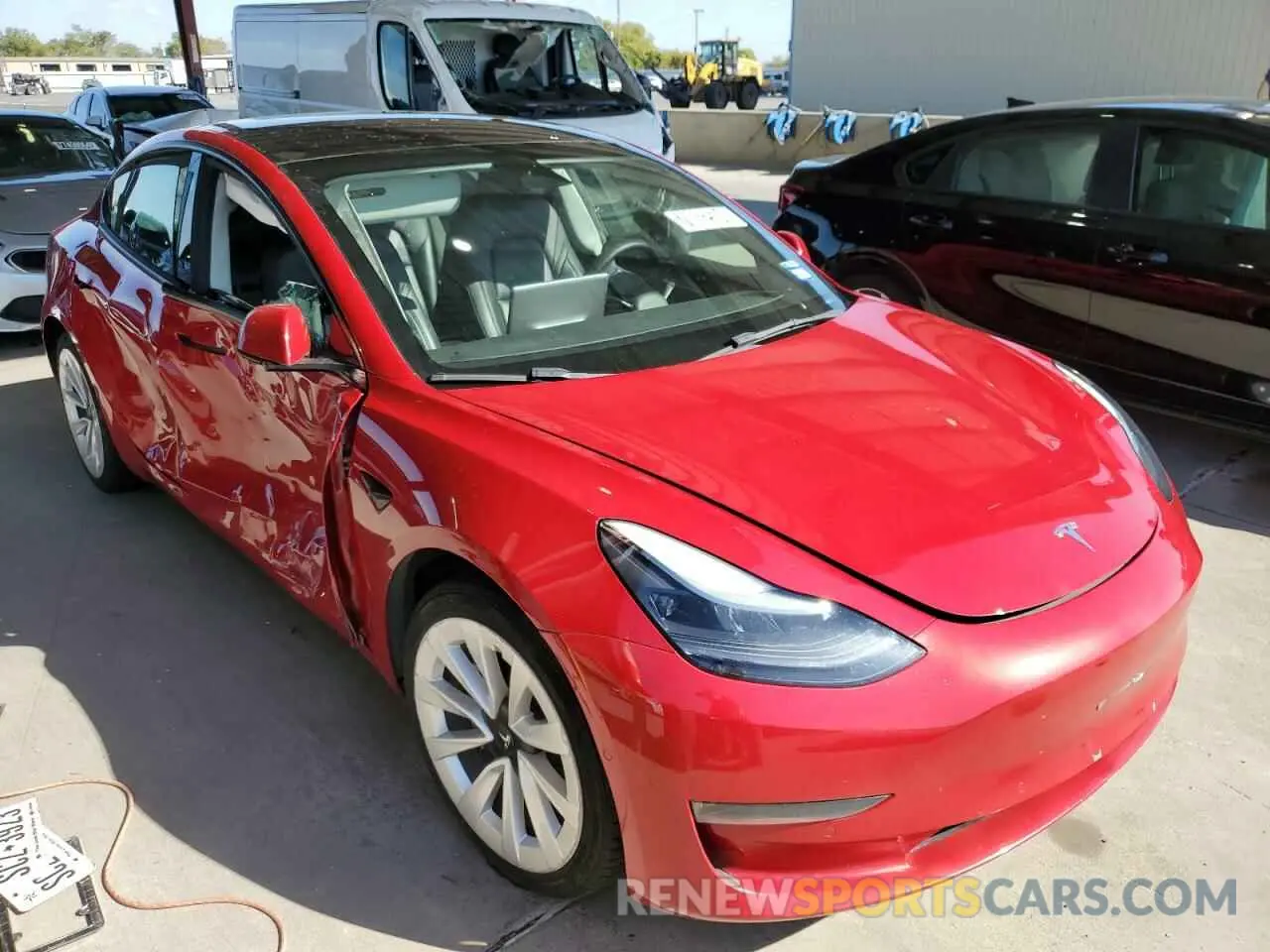 4 Photograph of a damaged car 5YJ3E1EA7NF186831 TESLA MODEL 3 2022