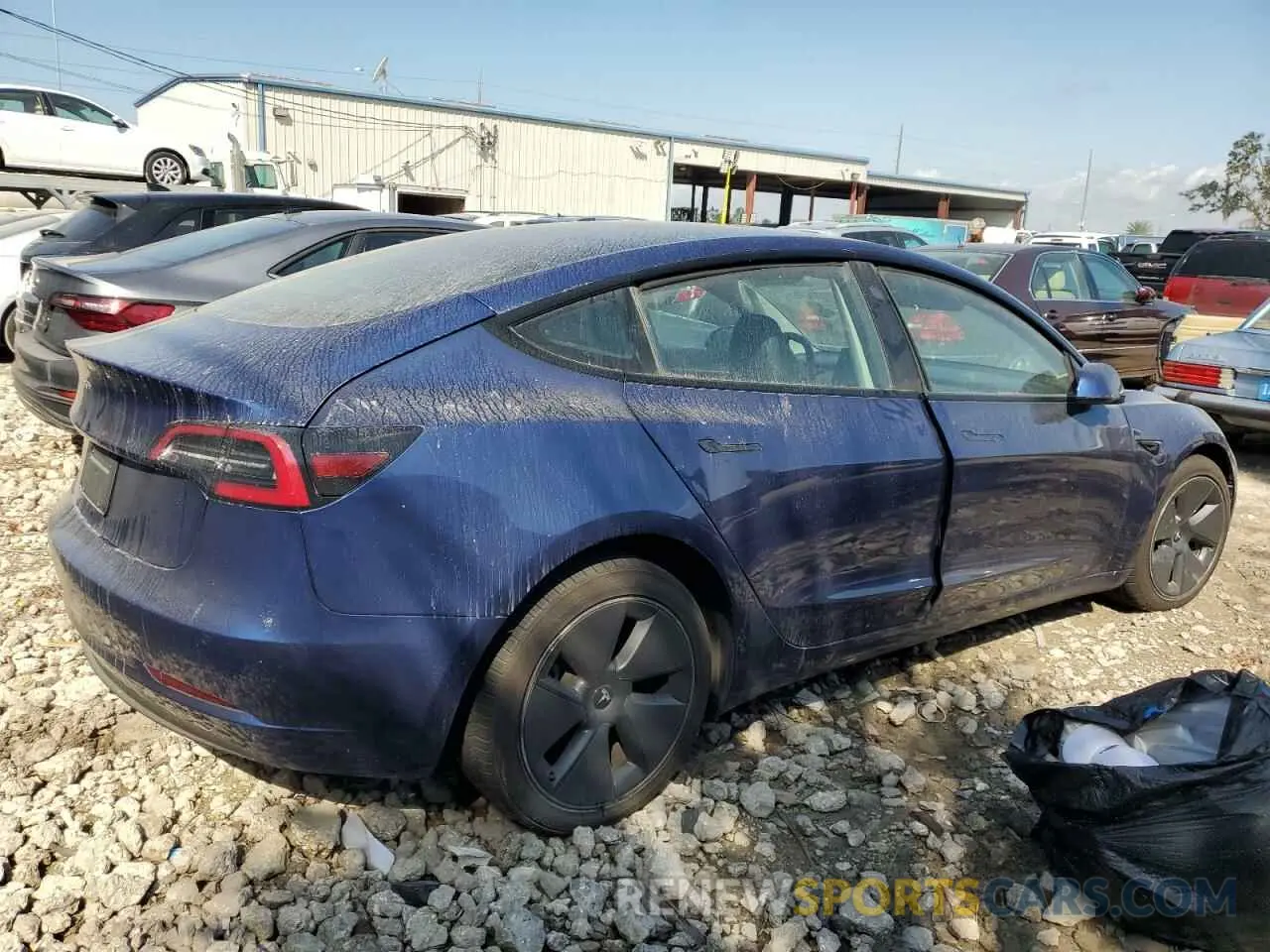 3 Photograph of a damaged car 5YJ3E1EA7NF190586 TESLA MODEL 3 2022