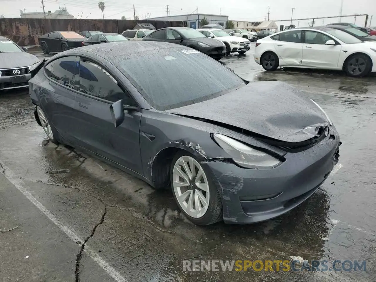 4 Photograph of a damaged car 5YJ3E1EA7NF209251 TESLA MODEL 3 2022