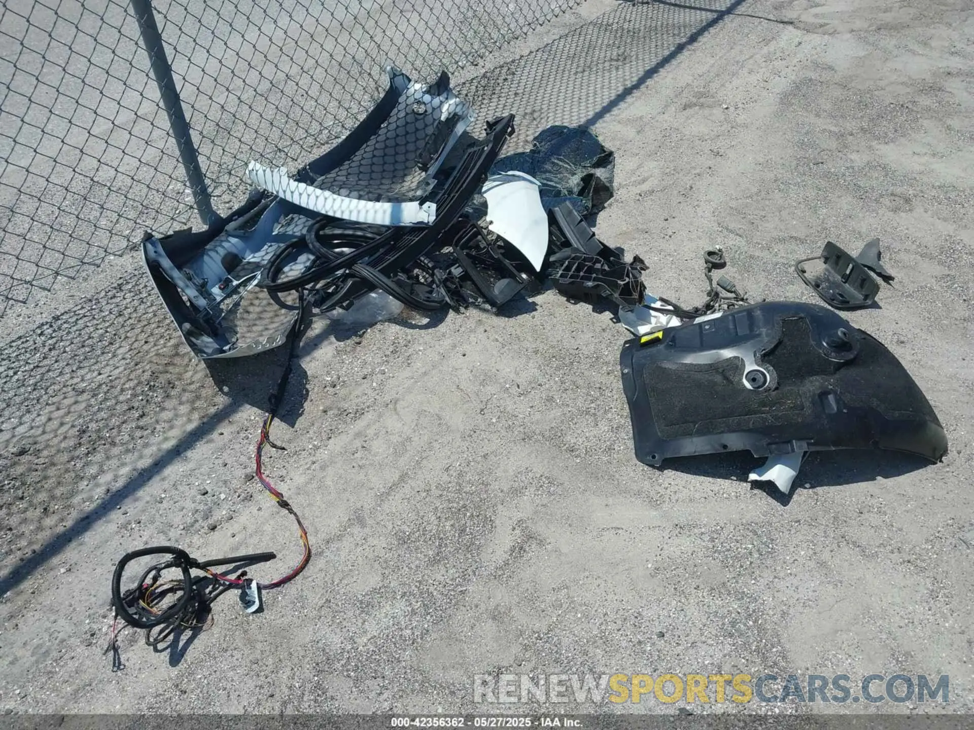 12 Photograph of a damaged car 5YJ3E1EA7NF253475 TESLA MODEL 3 2022