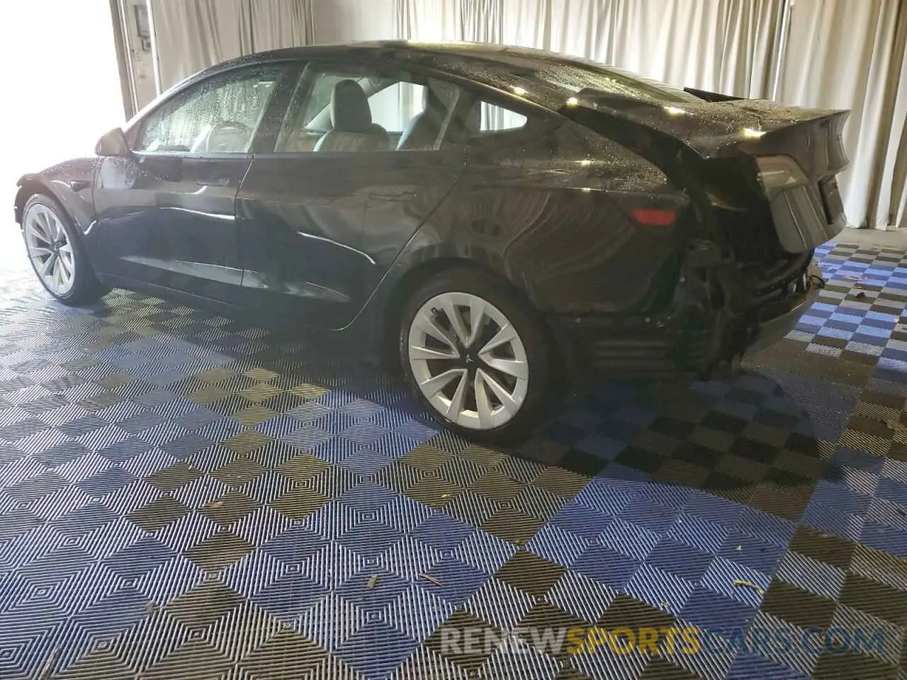 2 Photograph of a damaged car 5YJ3E1EA7NF287044 TESLA MODEL 3 2022