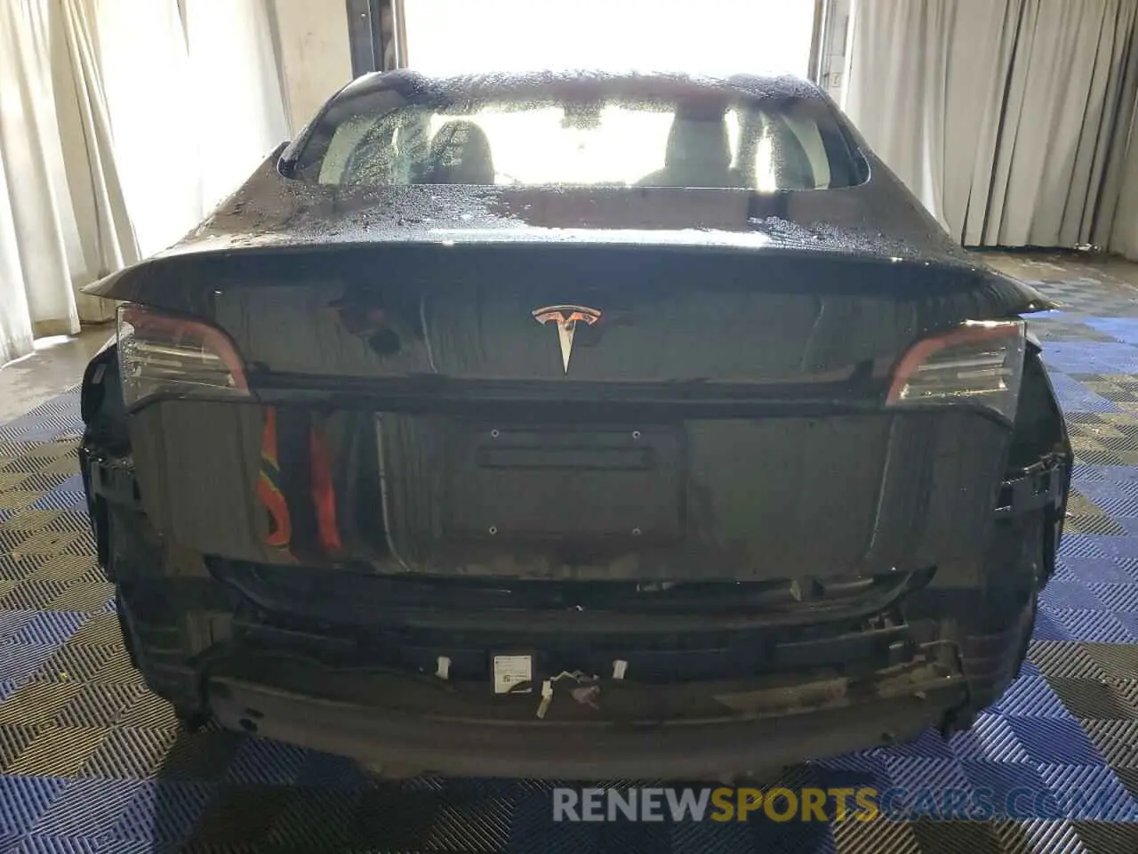 6 Photograph of a damaged car 5YJ3E1EA7NF287044 TESLA MODEL 3 2022