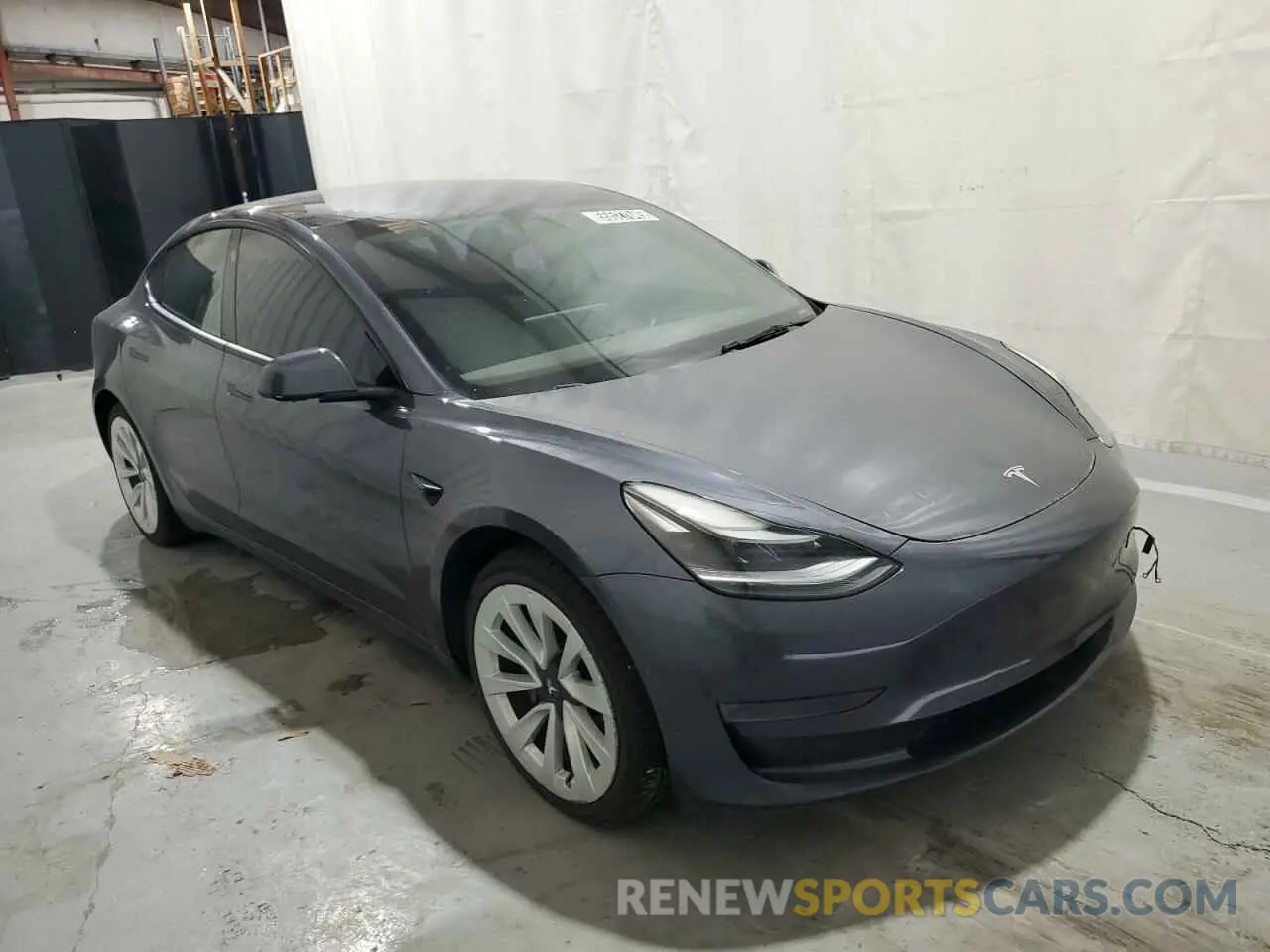 4 Photograph of a damaged car 5YJ3E1EA7NF289487 TESLA MODEL 3 2022