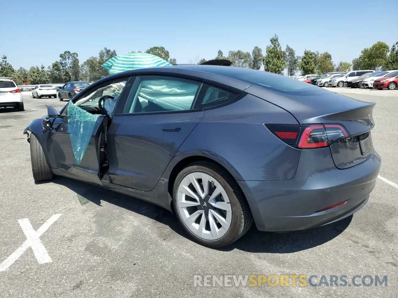 2 Photograph of a damaged car 5YJ3E1EA7NF294284 TESLA MODEL 3 2022