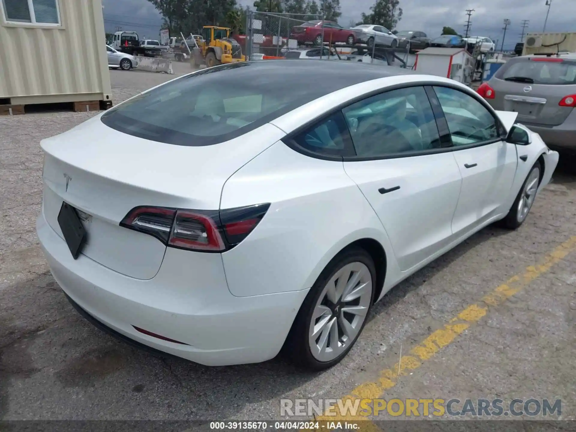 4 Photograph of a damaged car 5YJ3E1EA7NF303131 TESLA MODEL 3 2022